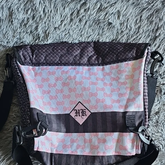 Hello Kitty Pink Patterned Crossbody Bag - Picture 2 of 10